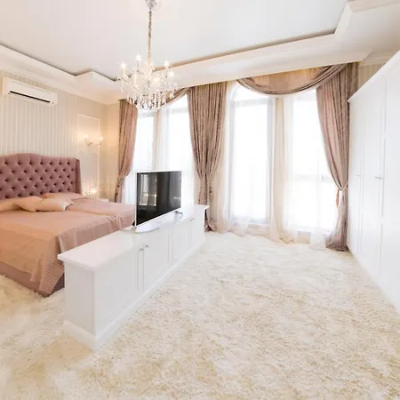 Harmony - Monte Carlo 4*