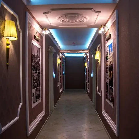 Harmony - Monte Carlo 4*